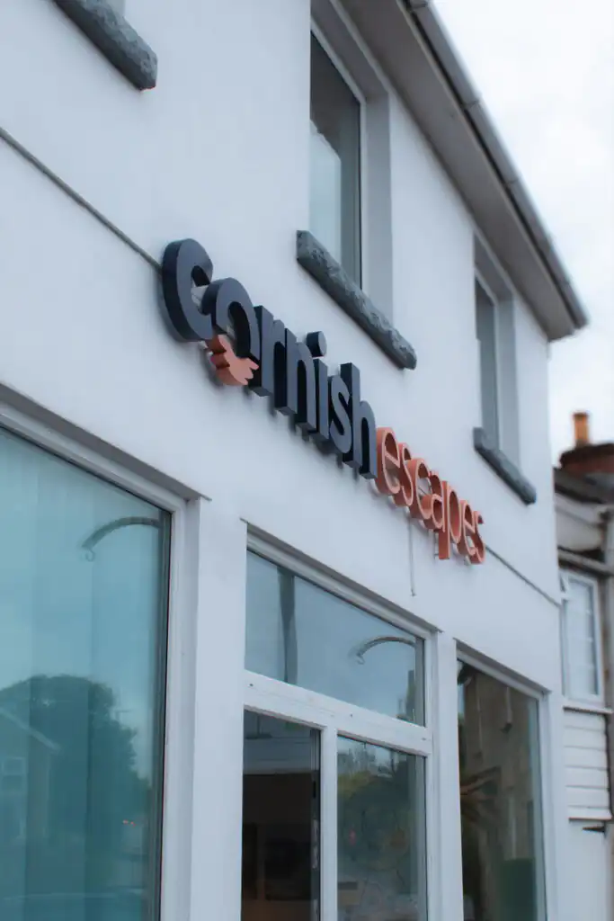 Cornish-Escapes-Carbis-Bay-Office-exterior